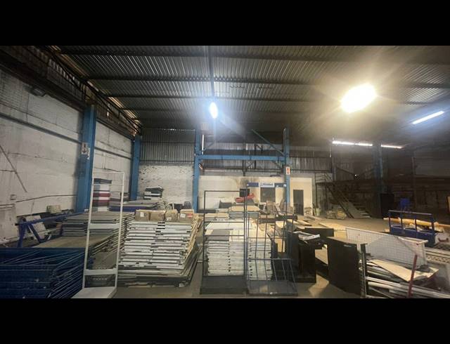 2,700M² WAREHOUSE TO LET IN HERMANSTAD